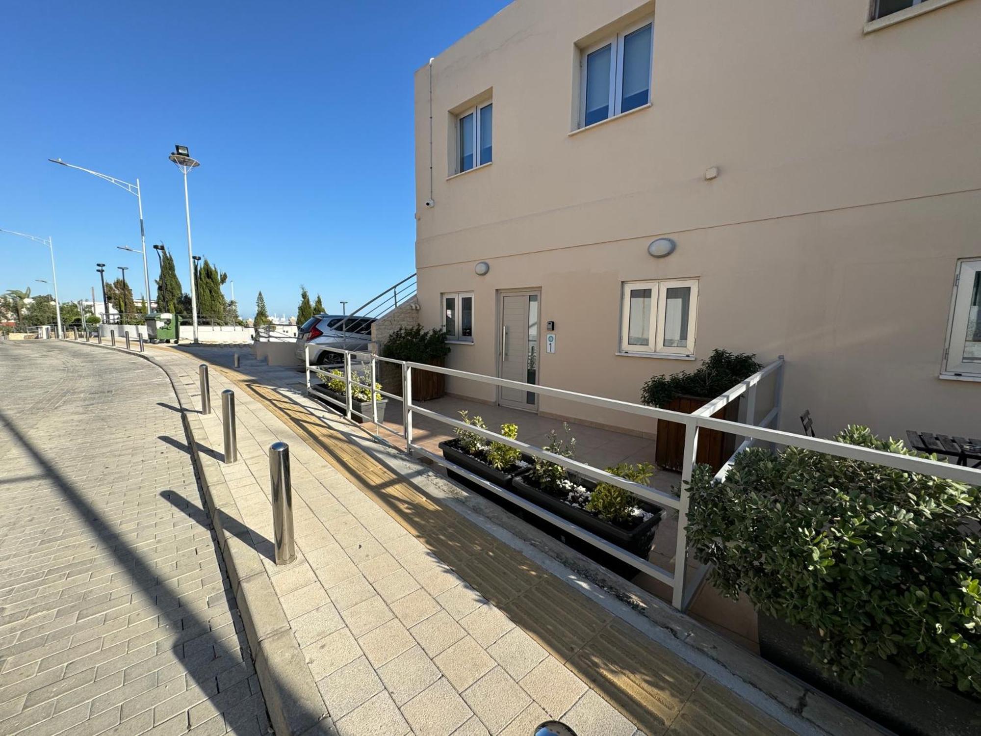 Topikos Apartments Айя-Напа Экстерьер фото