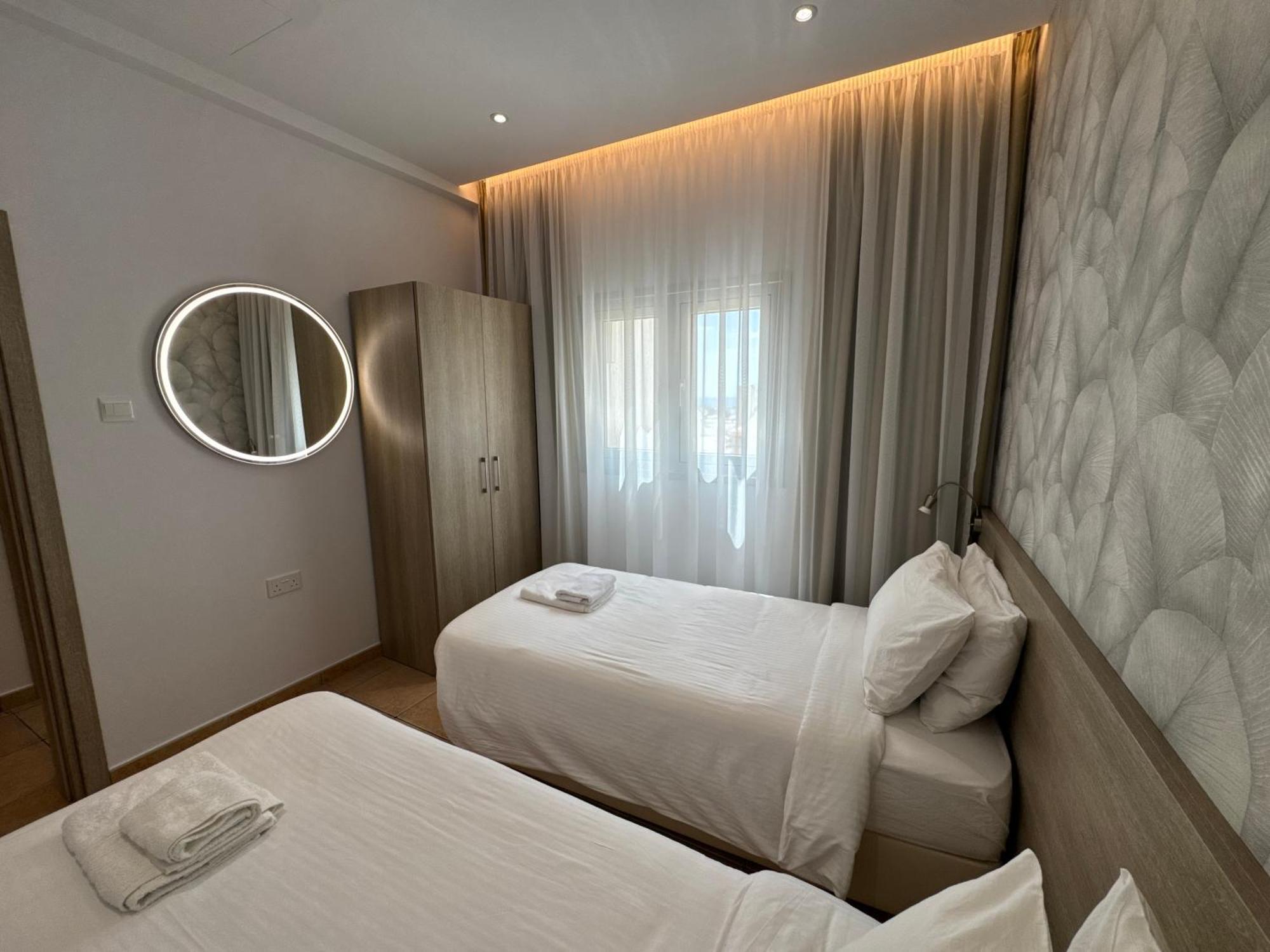 Topikos Apartments Айя-Напа Экстерьер фото