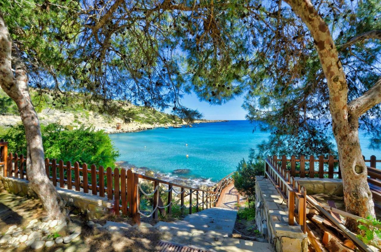 Topikos Apartments Айя-Напа Экстерьер фото